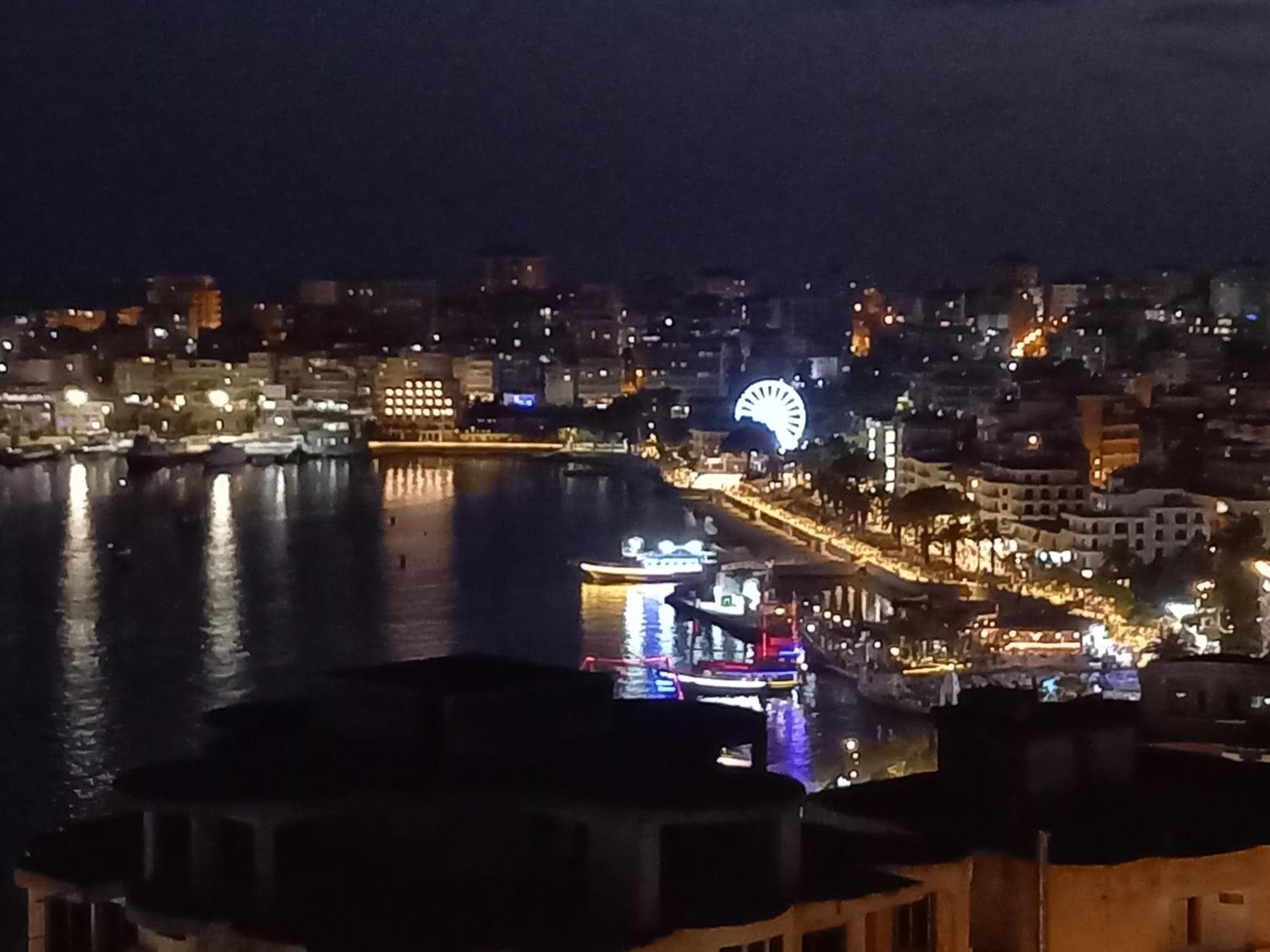 Bay View Apartment Sarande Bagian luar foto