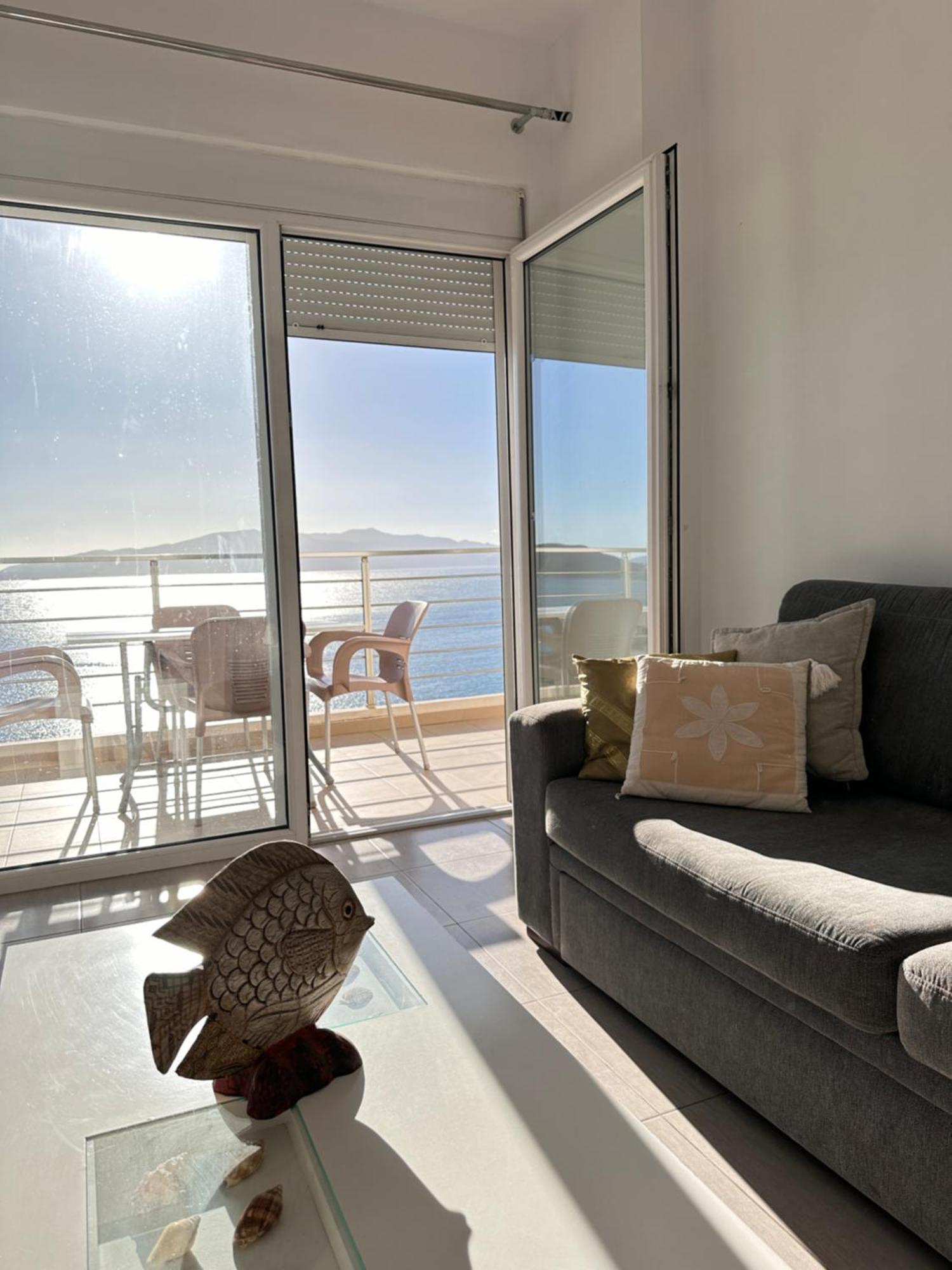 Bay View Apartment Sarande Bagian luar foto