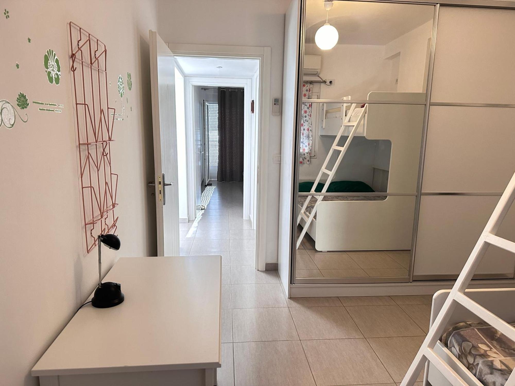 Bay View Apartment Sarande Bagian luar foto